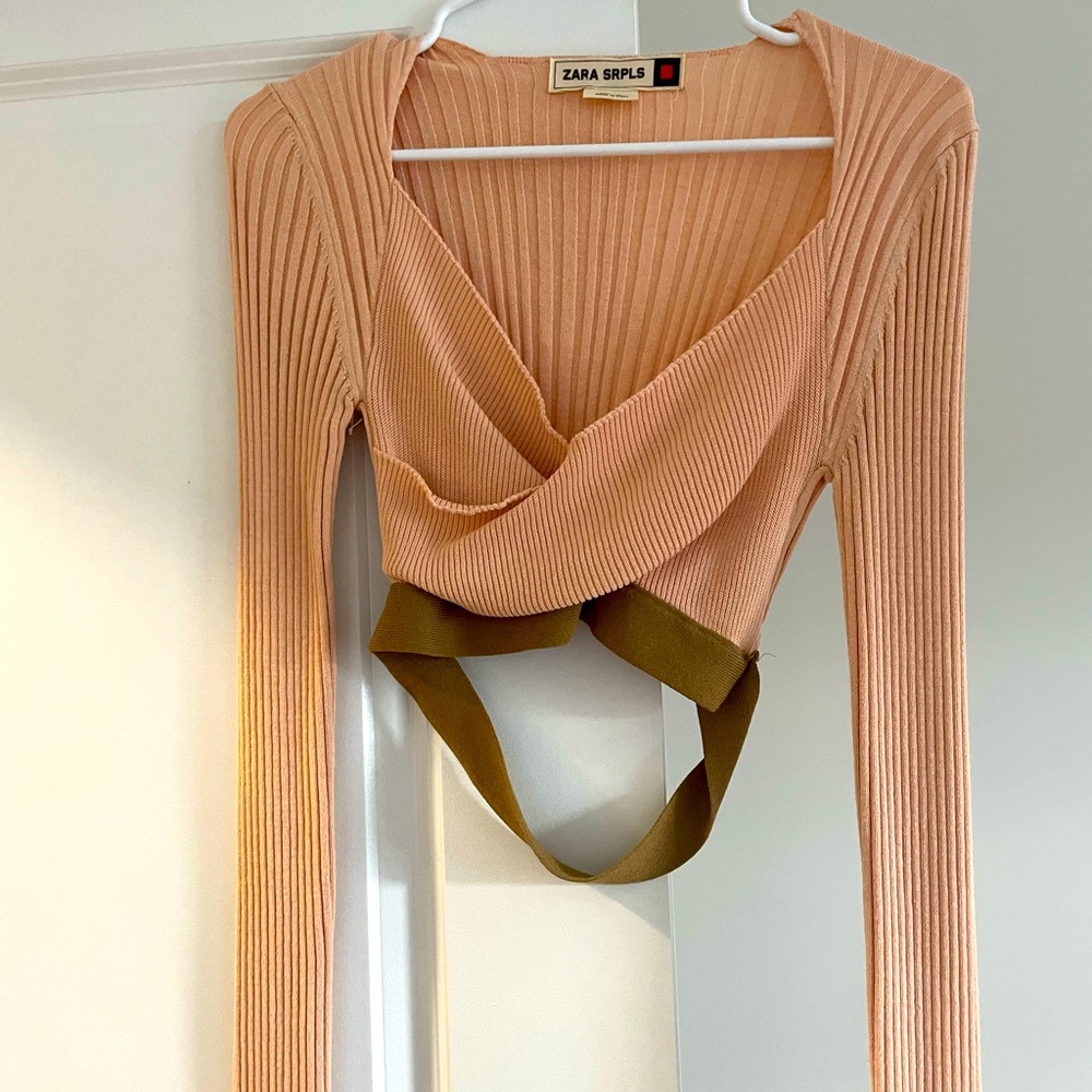 Zara surplus cropped sweater with cut out. Pink/ olive green. Made in Italy
